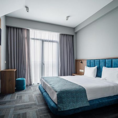 Address Inn Tiflis Dış mekan fotoğraf