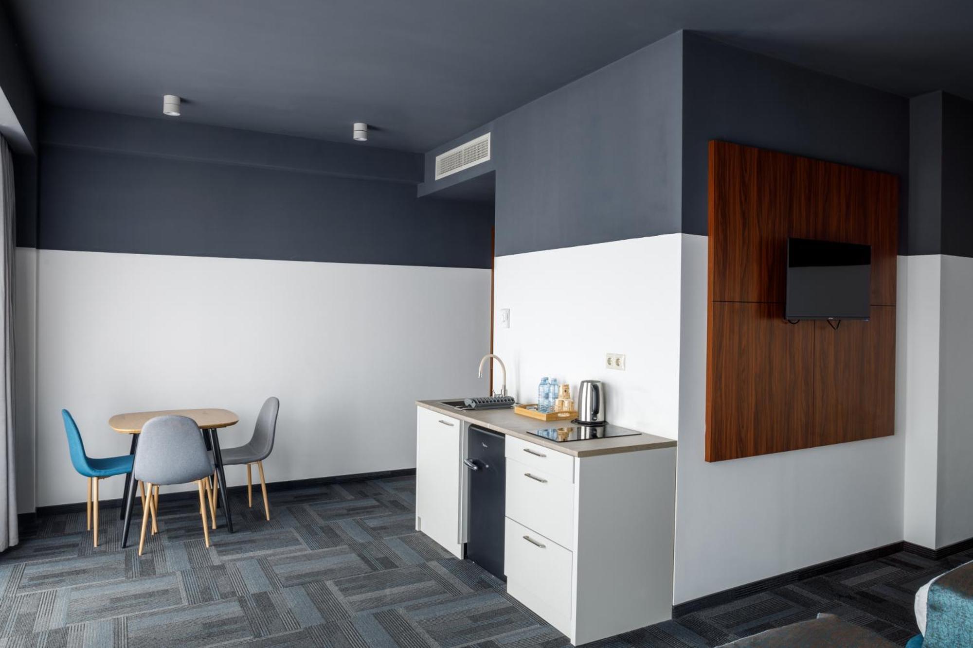 Address Inn Tiflis Dış mekan fotoğraf