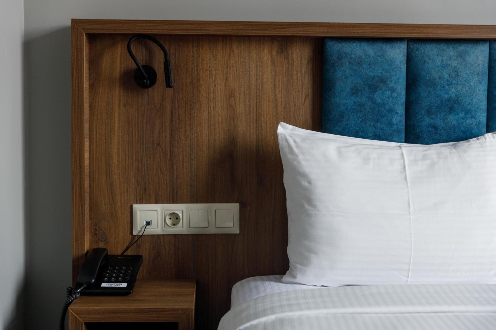 Address Inn Tiflis Dış mekan fotoğraf