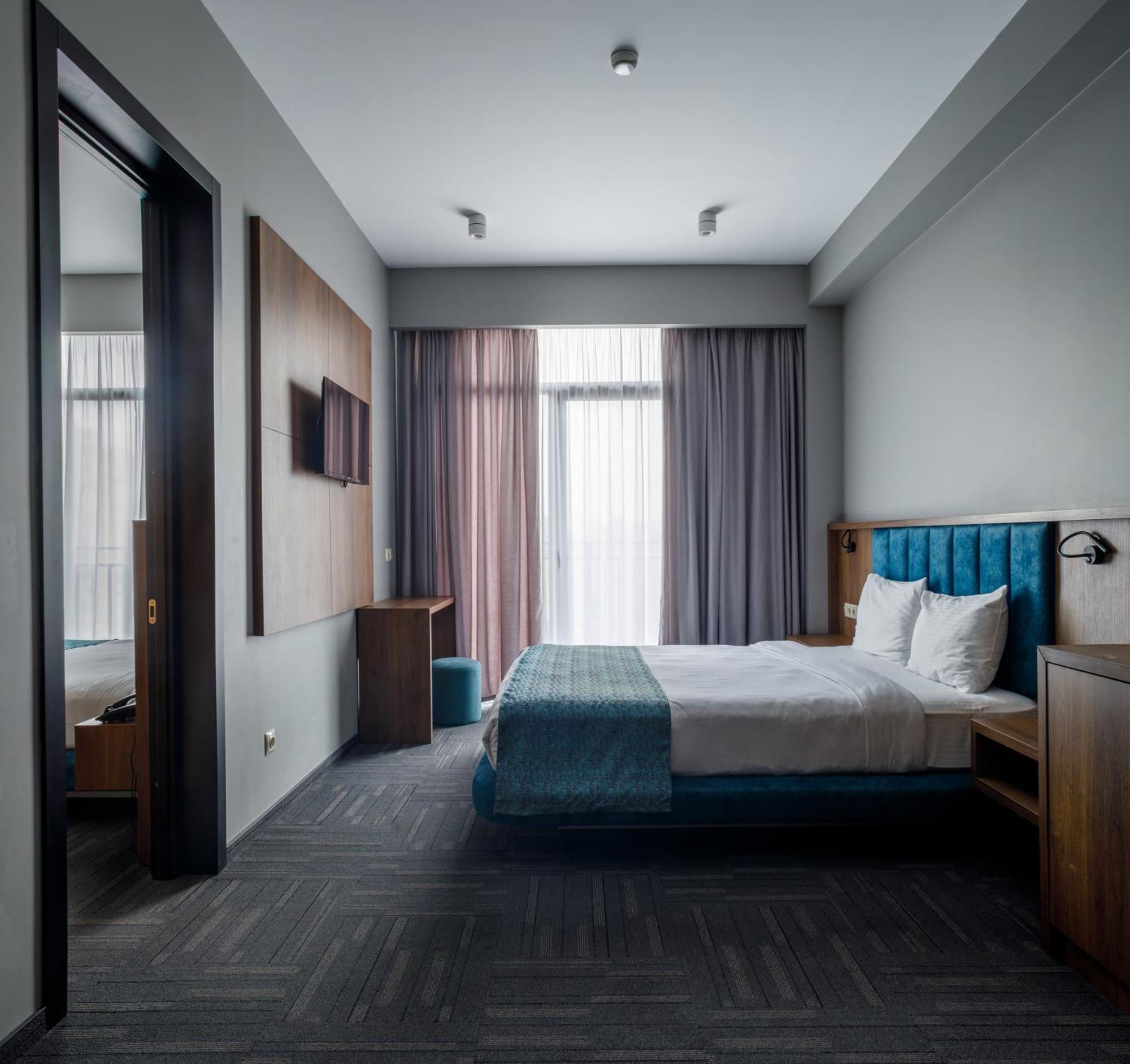 Address Inn Tiflis Dış mekan fotoğraf